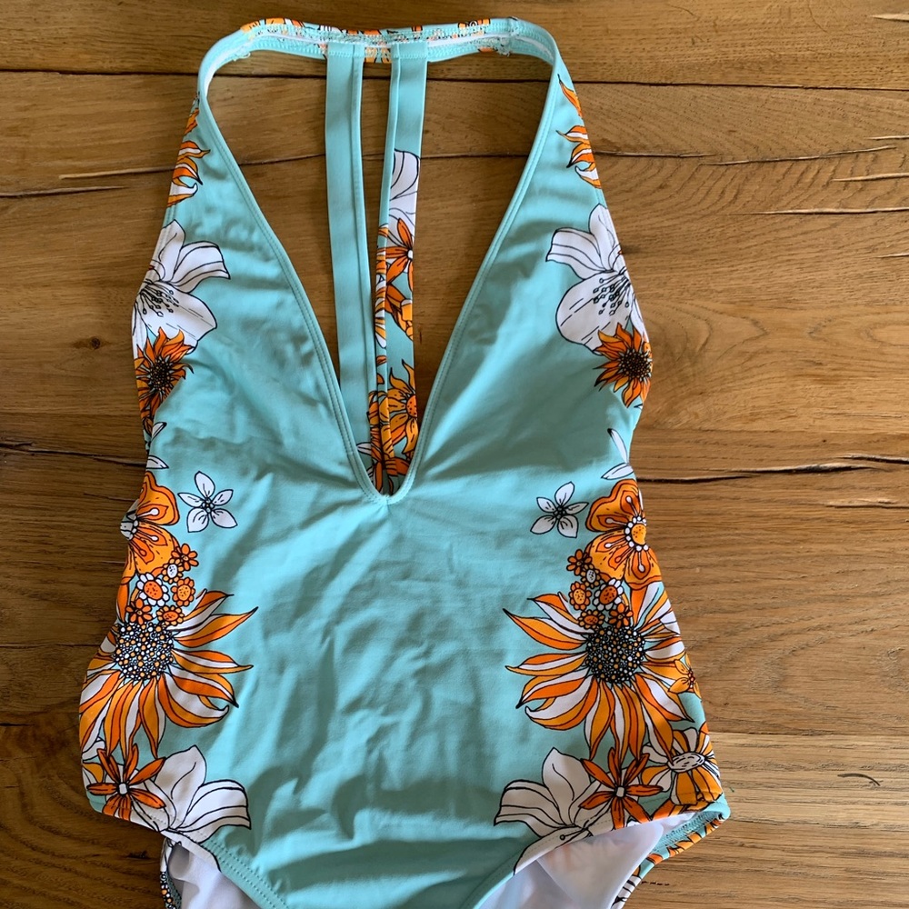 Out from Under beautiful light blue swimsuit. Super flattering. Size small